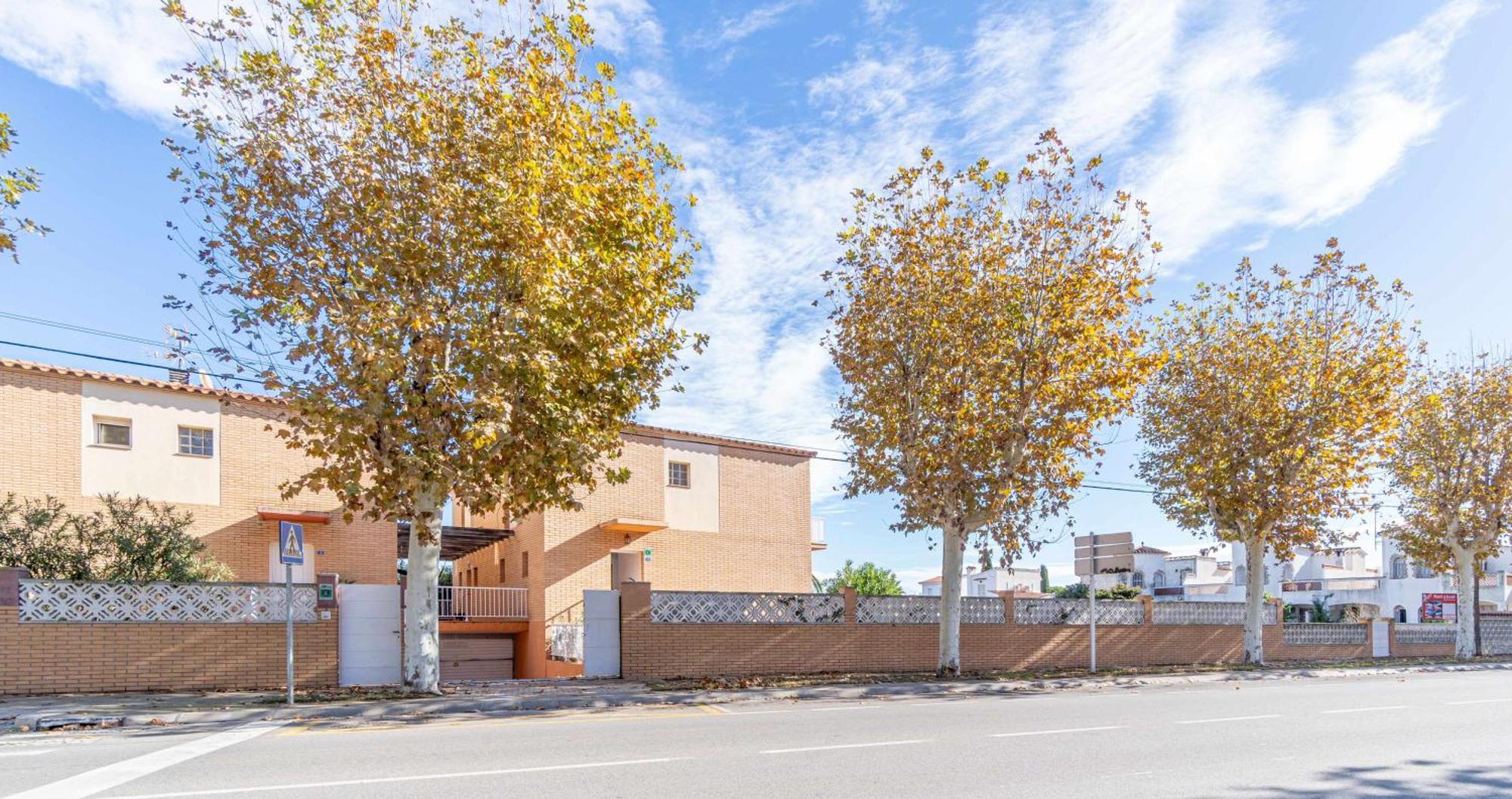 Jouvacations Villa Freser Empuriabrava Buitenkant foto