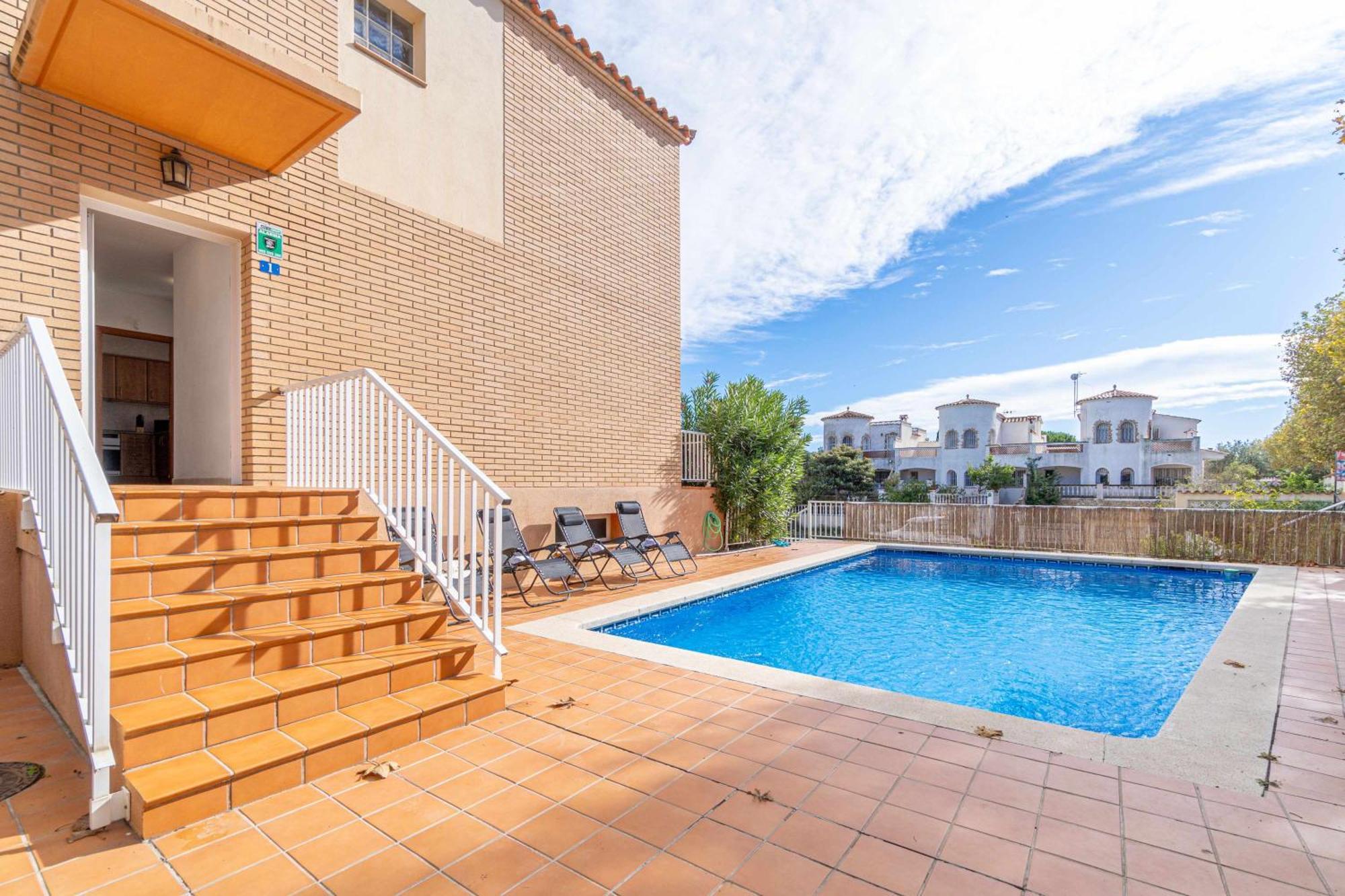 Jouvacations Villa Freser Empuriabrava Buitenkant foto